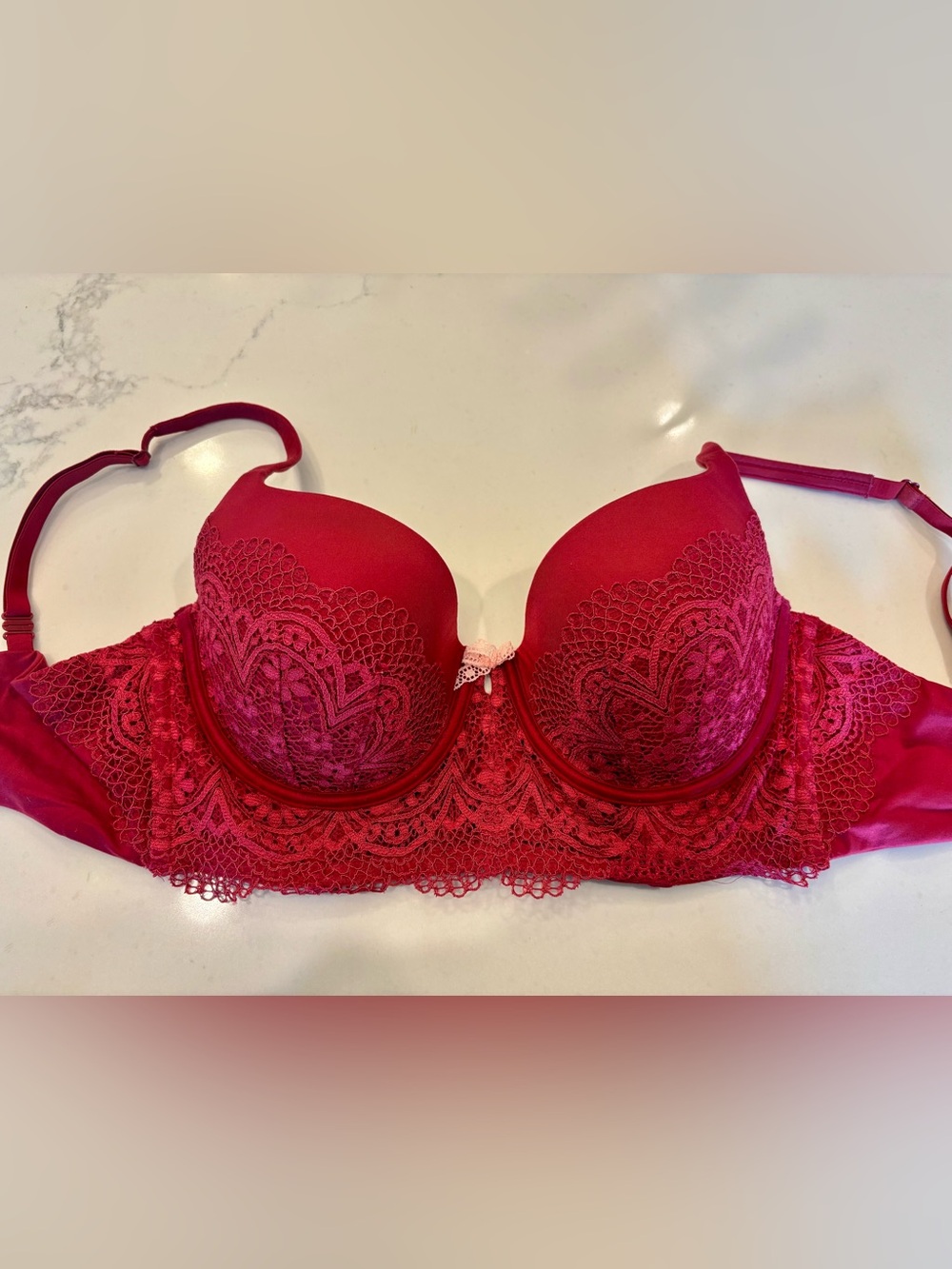 EUC Victoria’s Secret Demi Bra